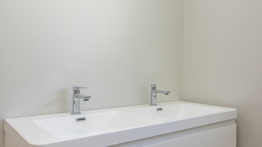 3 Bedroom Property for Sale in Sandbaai Western Cape